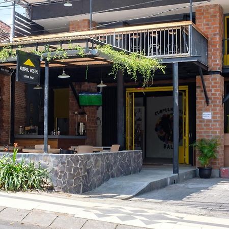 Kumpul Hostel Kuta Legian Exterior foto