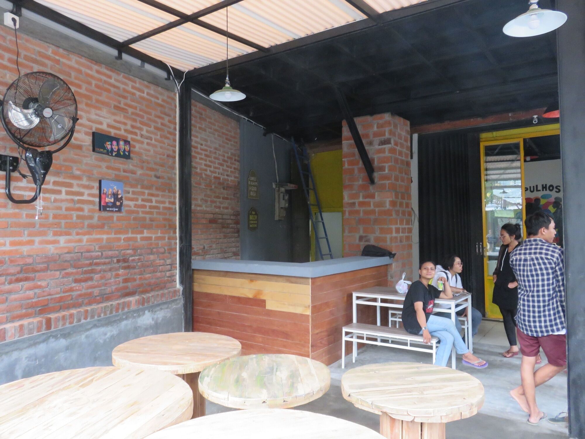 Kumpul Hostel Kuta Legian Exterior foto
