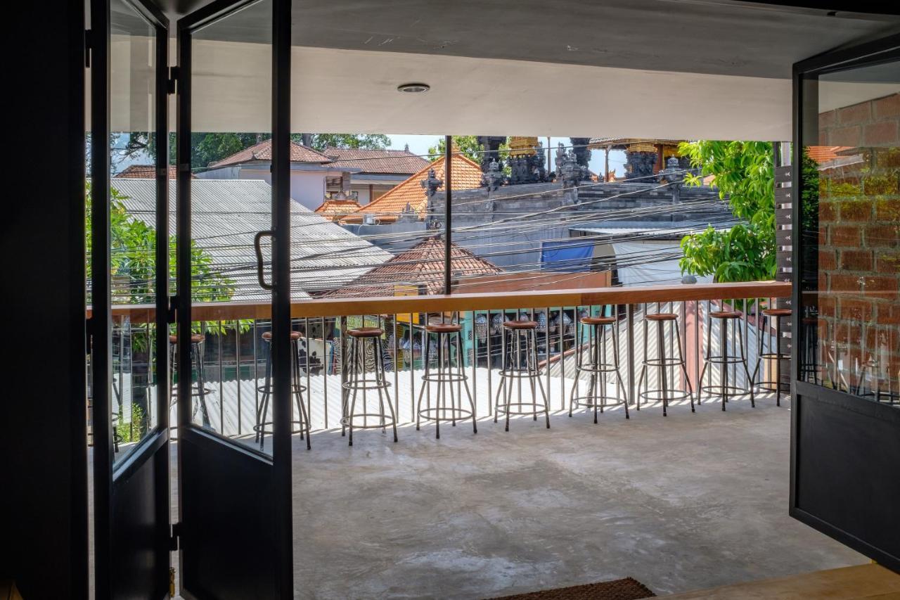 Kumpul Hostel Kuta Legian Exterior foto