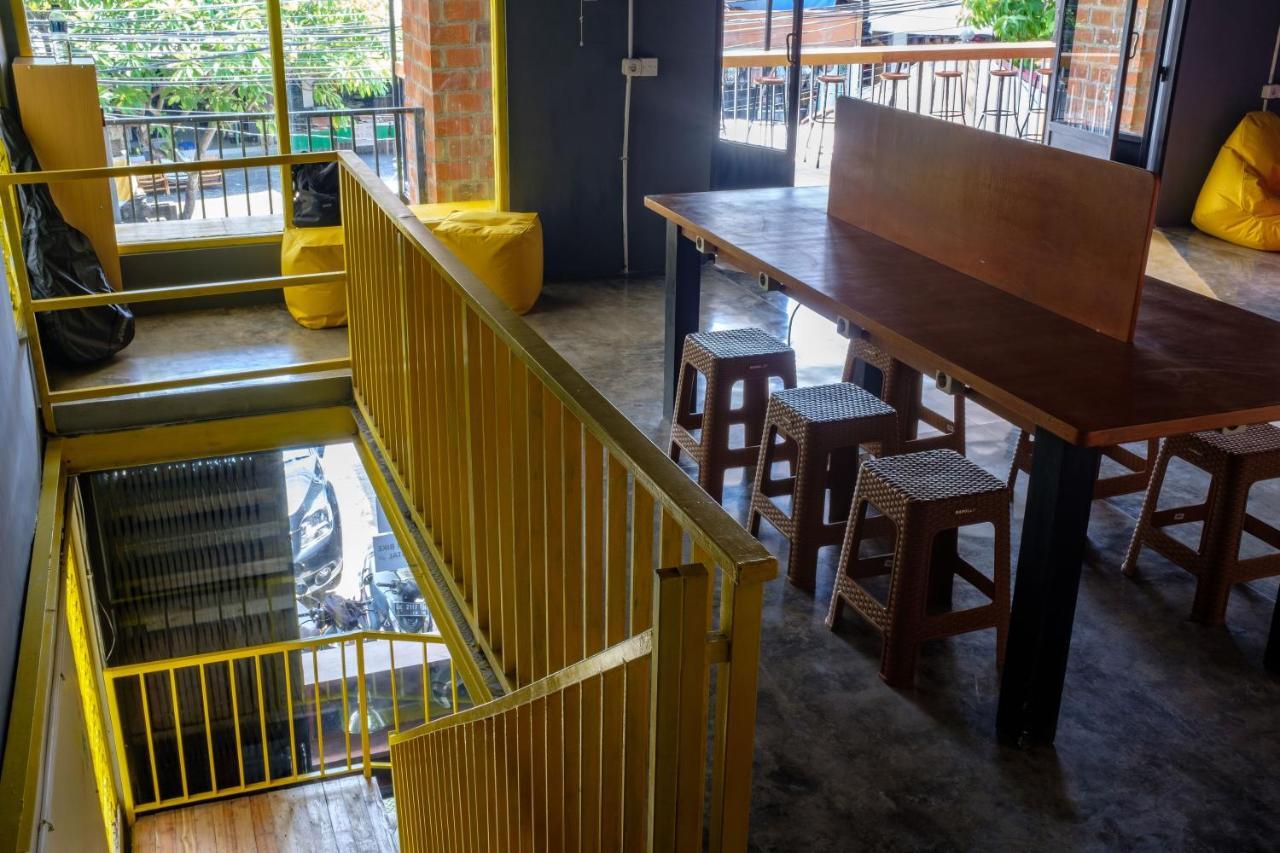 Kumpul Hostel Kuta Legian Exterior foto
